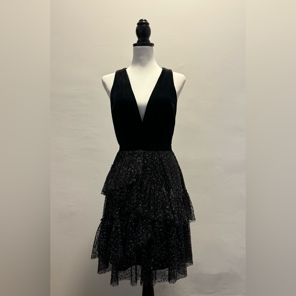 NWT BCBGMAXAZRIA “EVE” Black & Silver Cocktail Dress Sz S